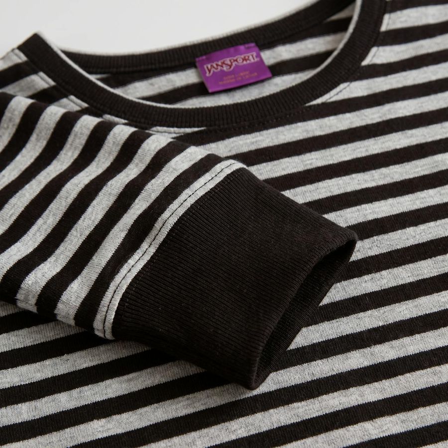 Ds3 Grey Striped Tee – Close-up: collar, cuff, hem
