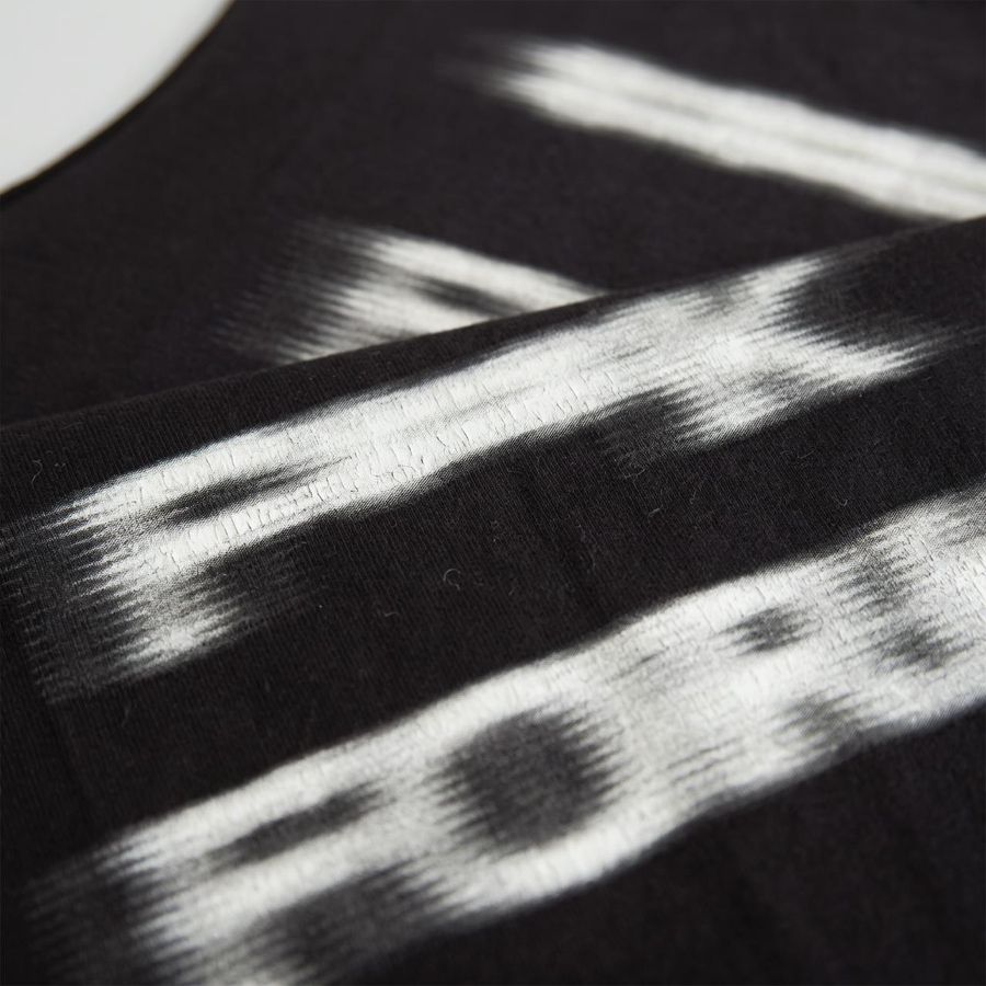 Fork Sleeveless T Shirt – Close-up: print / fabric